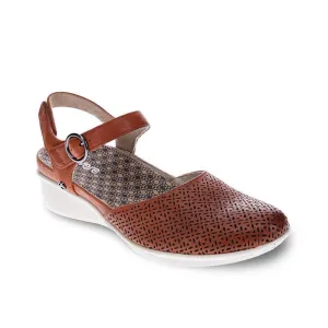 Calabria Closed Toe Sandal