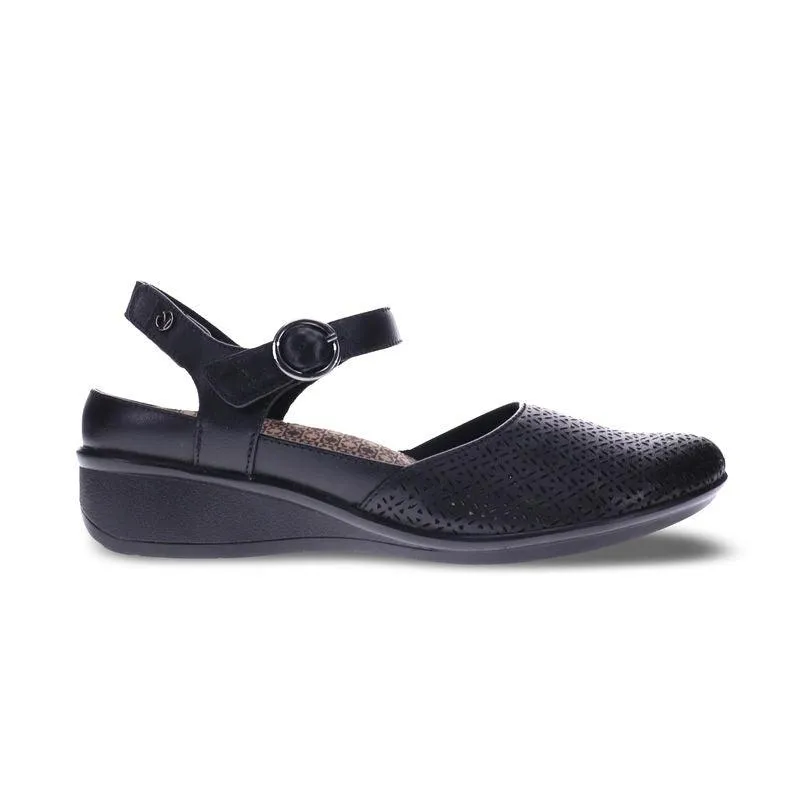 Calabria Closed Toe Sandal