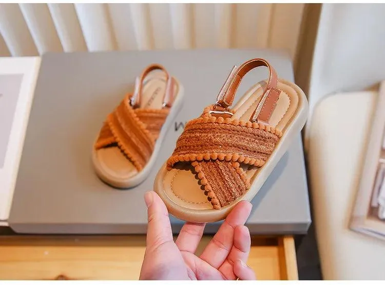 Children's Casual Shoes: Cross Pattern Sandals for Girls - TSS304