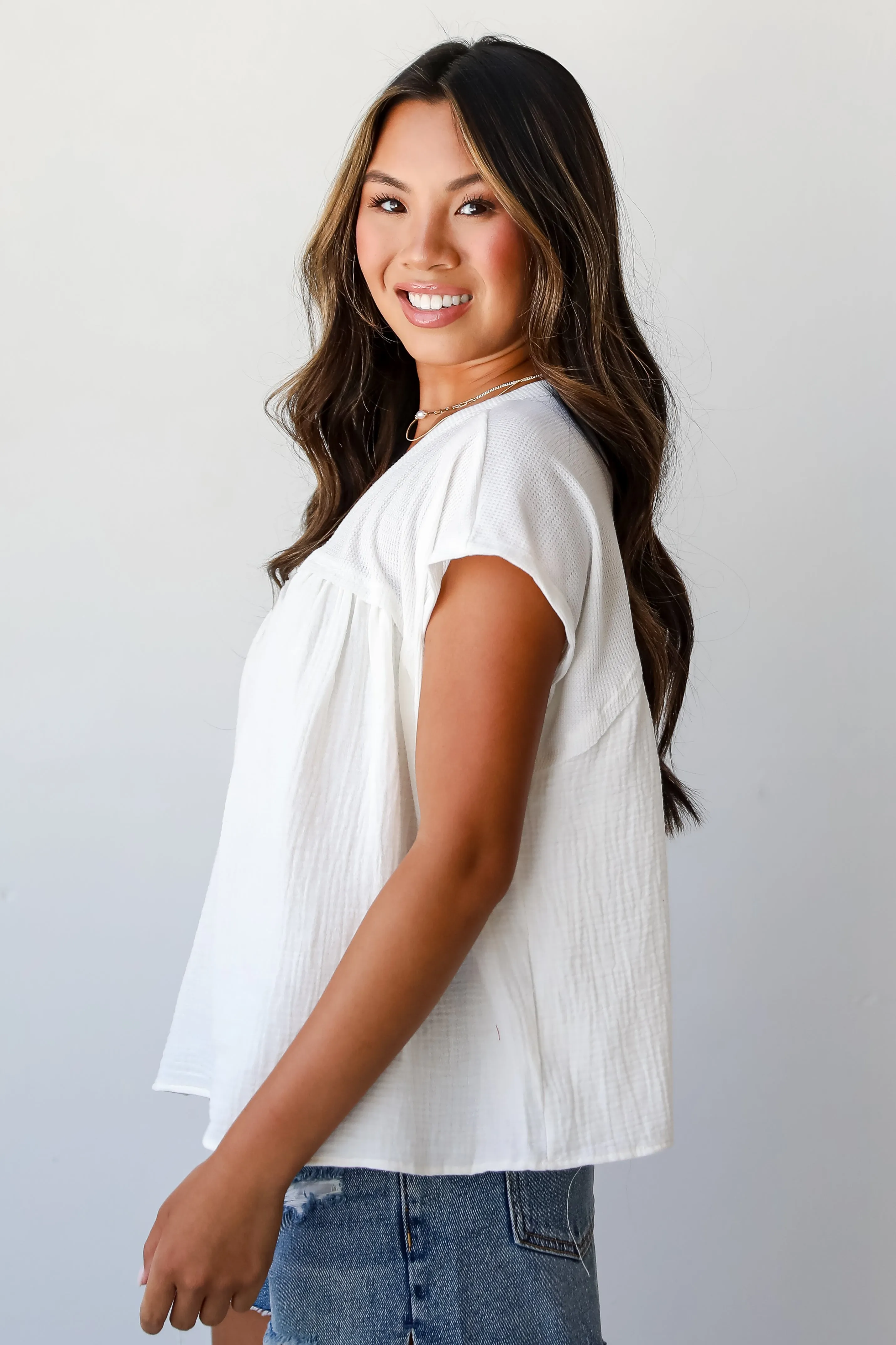 FINAL SALE - Charming Excellence Linen Contrast Top