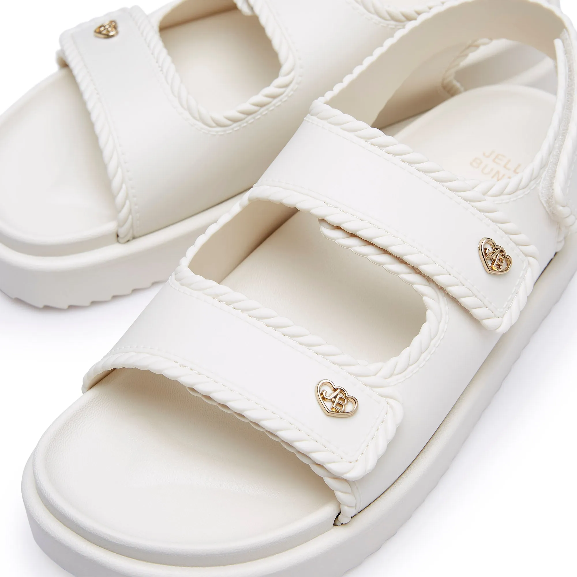 Mahou Flat Sandals White