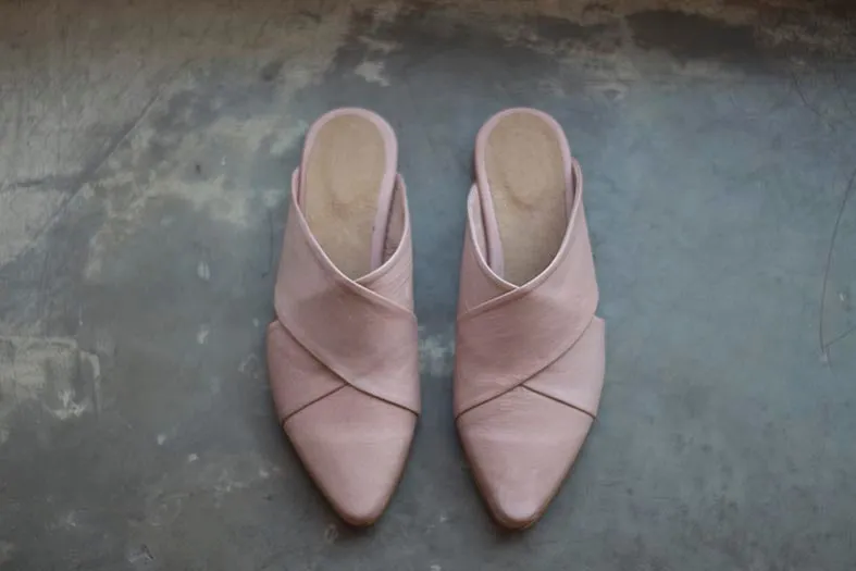 Stork - Pointed Toe Flats, Pink