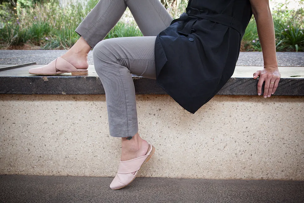 Stork - Pointed Toe Flats, Pink