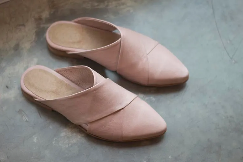 Stork - Pointed Toe Flats, Pink