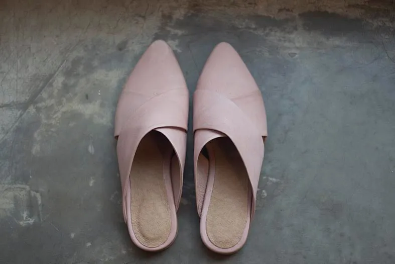 Stork - Pointed Toe Flats, Pink