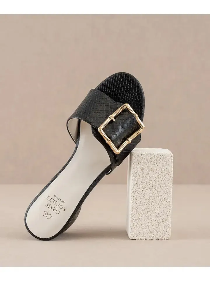 The Tucson Black Low Heel with Bamboo Buckle